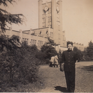 東大安田講堂前（1958年）