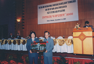 VJFUZZY 2002（ハノイ、ベトナム）